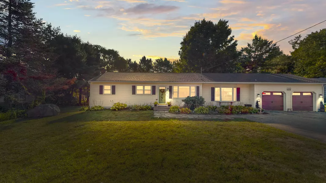 112 Poland RD, Auburn, ME 04210