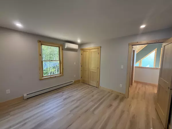 Bethel, ME 04217,191 Chestnut Knoll RD