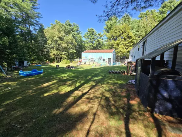 Hermon, ME 04401,522 North ST