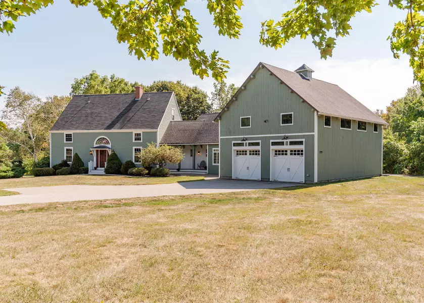 199 Winn RD, Falmouth, ME 04105