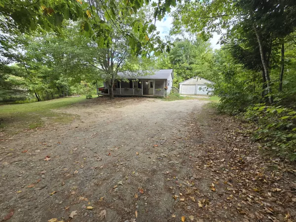 117 Gammon RD, Sumner, ME 04292