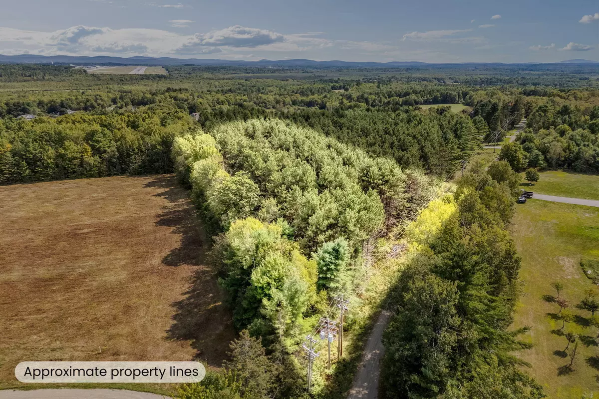 Hermon, ME 04401,563 Bryant RD