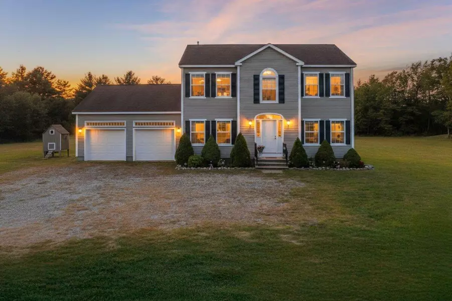 822 Woodman Hill Rd RD, Minot, ME 04258