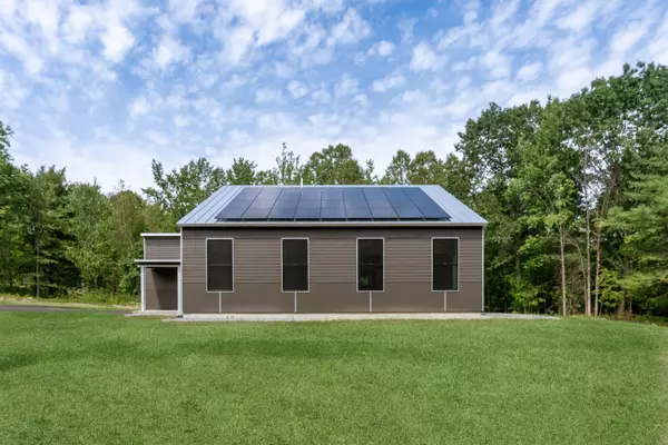 Durham, ME 04222,5 Mattie LN