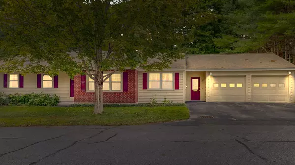 Auburn, ME 04210,17 Sunset AVE