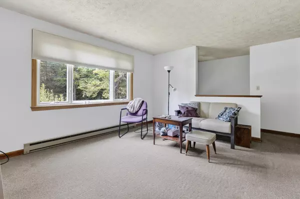 Arundel, ME 04046,80 Thompson RD