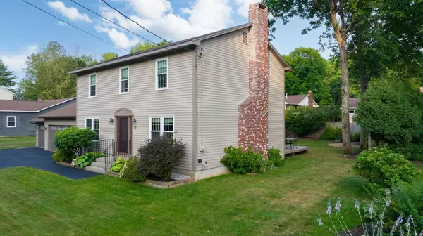 Lewiston, ME 04240,19 Kensington TER