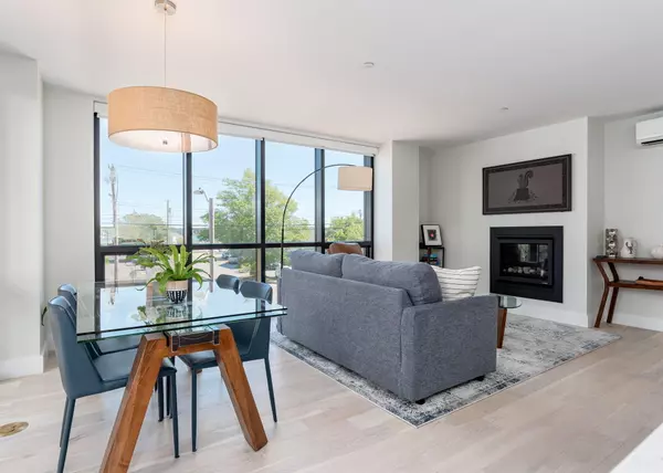 Portland, ME 04101,387 Commercial ST #205