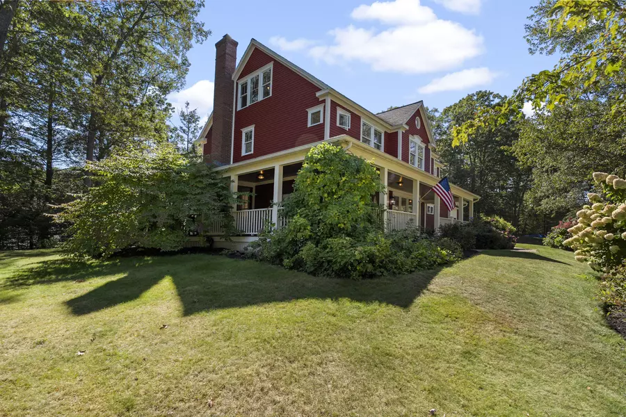 12 Abaco DR, Cape Elizabeth, ME 04107