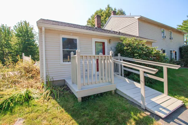 Hampden, ME 04444,128 Mayo RD #D