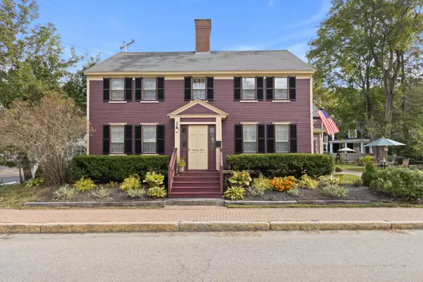 Saco, ME 04072,25 Cross ST