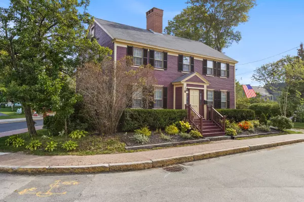 Saco, ME 04072,25 Cross ST