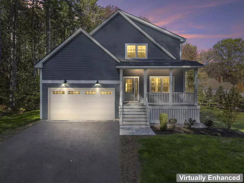 11 Heritage LN, Kennebunk, ME 04043