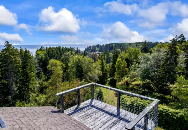 Harpswell, ME 04003,19 Hugh AVE