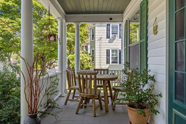 Portland, ME 04103,52 Maplewood ST