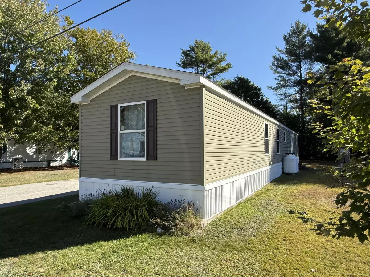 Sabattus, ME 04280,11 Shady LN