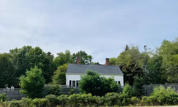 Blue Hill, ME 04614,141 South ST