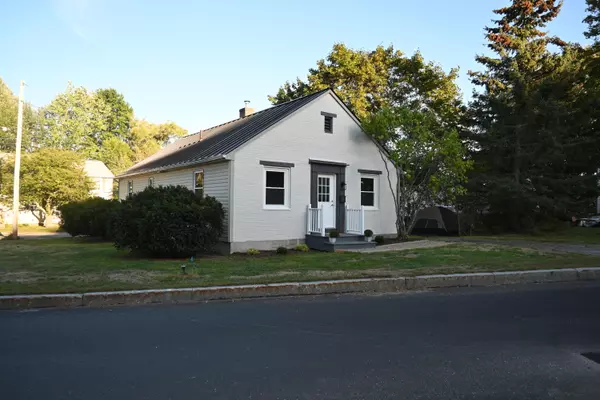 Bath, ME 04530,58 Denny RD