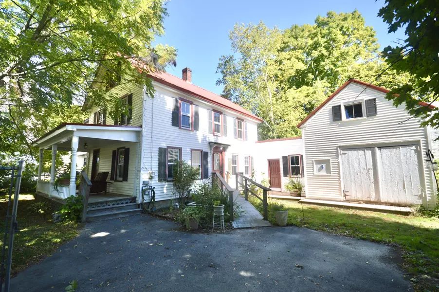 6 Pleasant ST, Orono, ME 04473