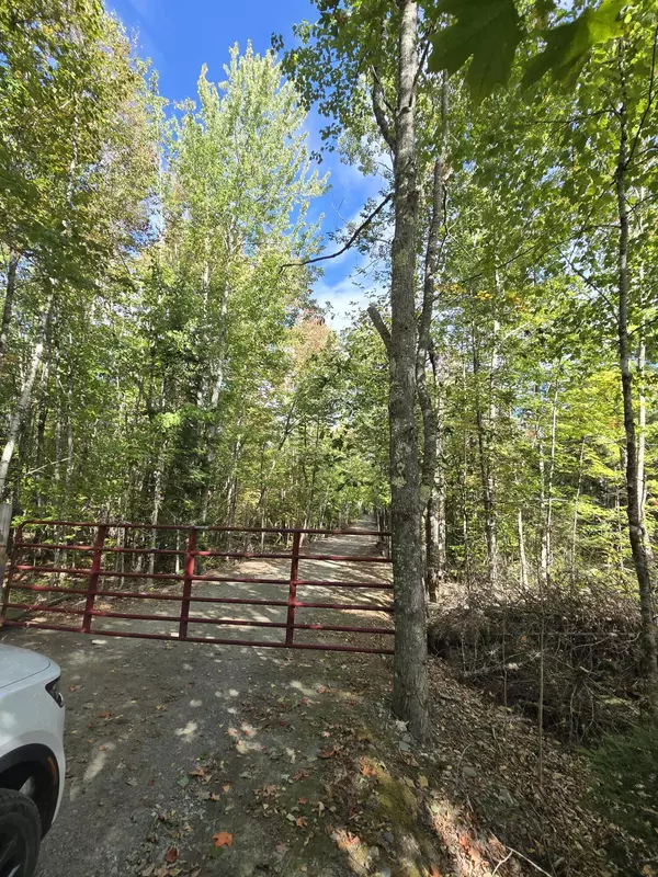 Bradford, ME 04410,00 Gravy LN