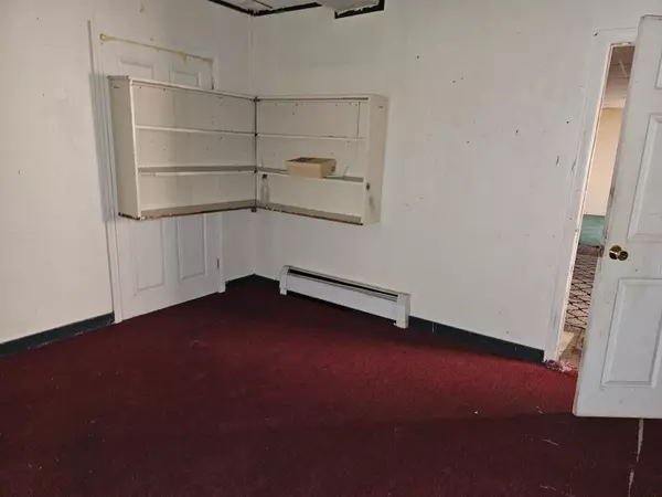 Rumford, ME 04276,43 Congress ST