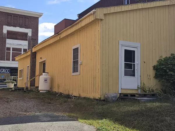 Rumford, ME 04276,43 Congress ST