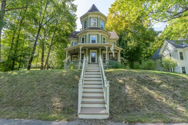 Gardiner, ME 04345,121 Dresden AVE