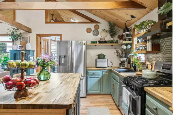 New Gloucester, ME 04260,144 Weymouth RD