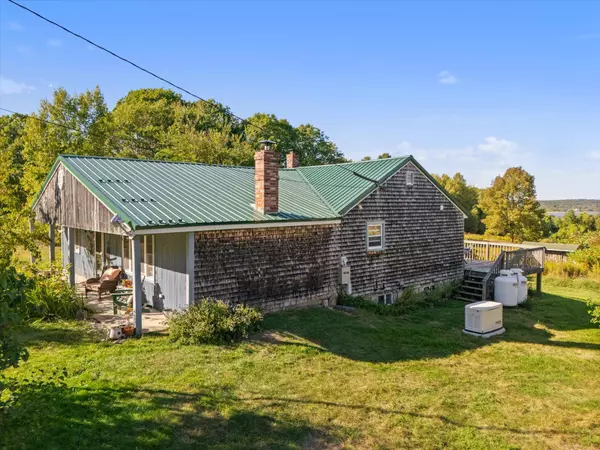 Prospect, ME 04981,505 Bowden Point RD