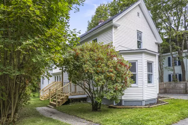 Bath, ME 04530,10 Charles ST