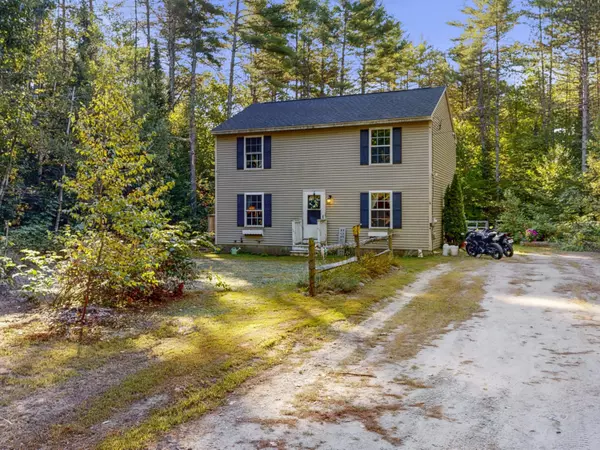 Harrison, ME 04040,73 Colonial CIR