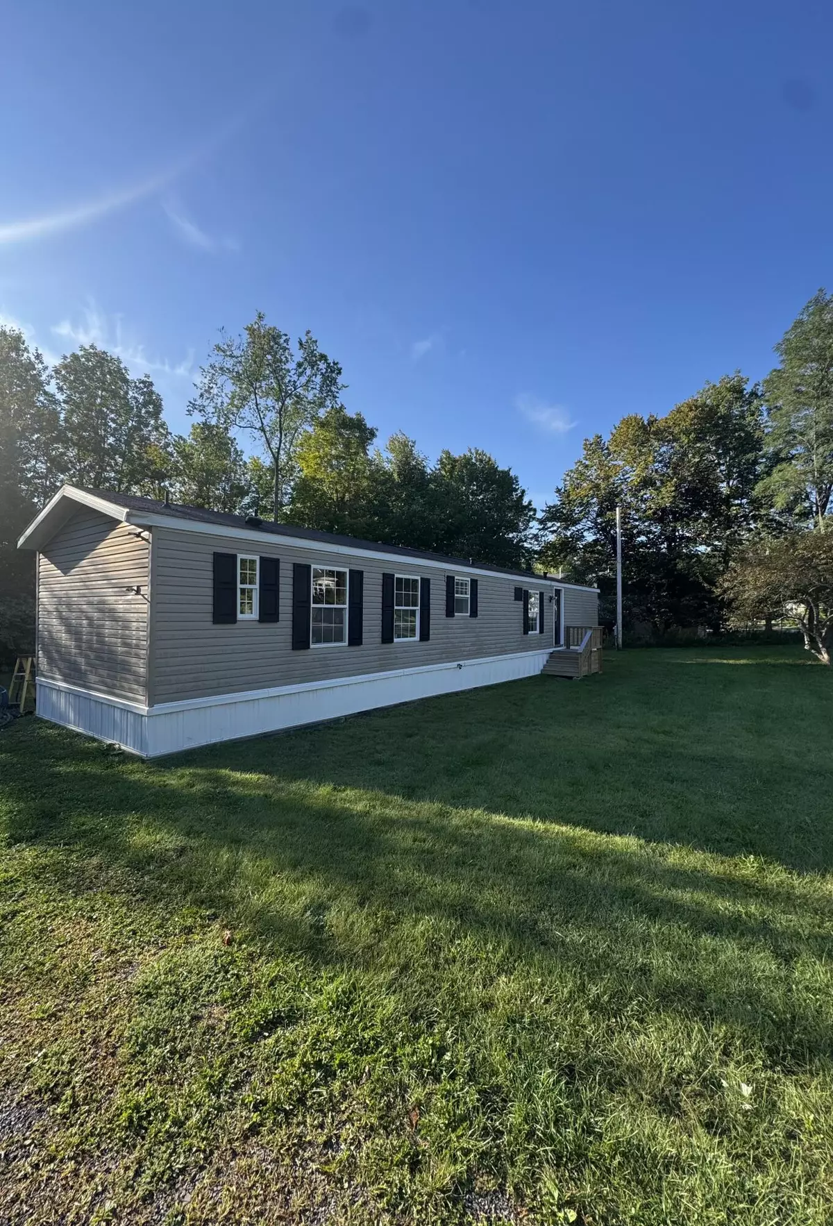 Oakland, ME 04963,195 Oak ST