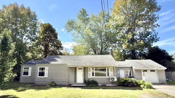 558 Blackstream RD, Hermon, ME 04401