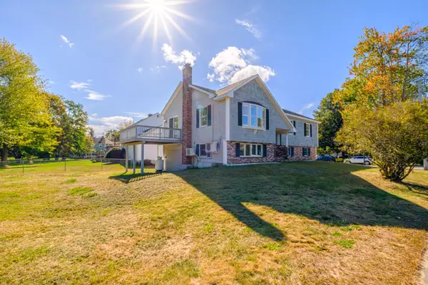 4 Tamarack DR,  South Portland,  ME 04106