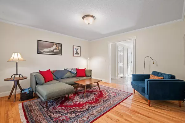 Bangor, ME 04401,493 Church RD