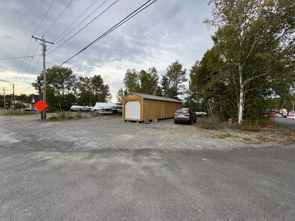 Greenville, ME 04441,8 Washington ST