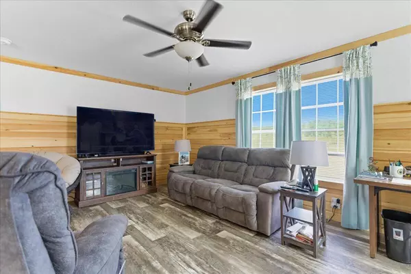 Livermore, ME 04253,67 Deer Run