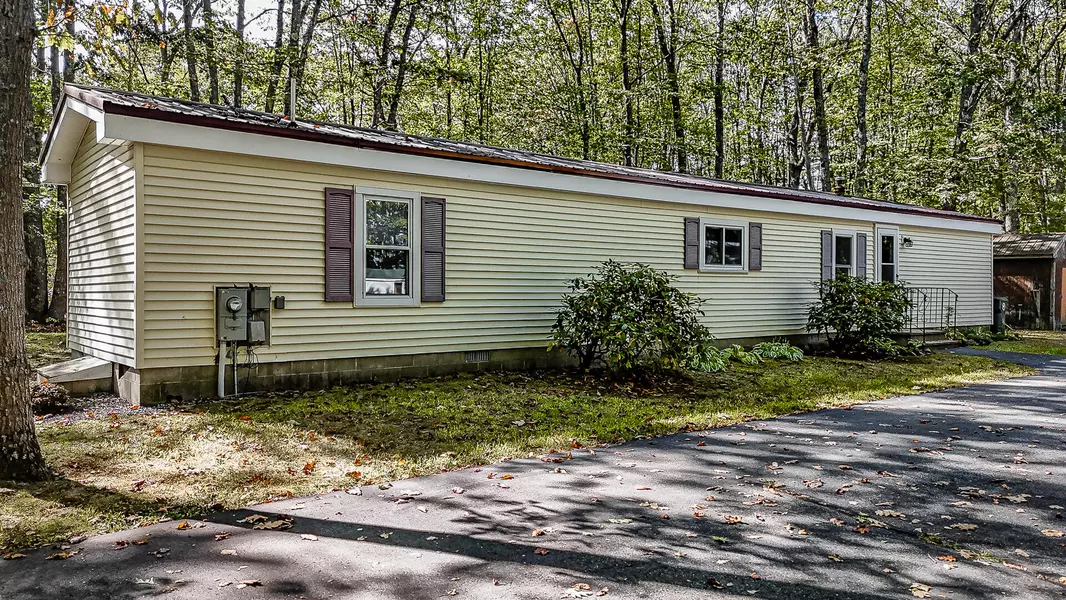 136 Alewive RD, Kennebunk, ME 04043