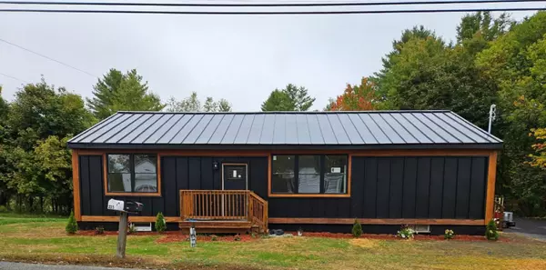 Lewiston, ME 04240,226 Old Greene RD