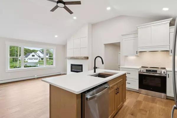 Biddeford, ME 04005,354 Pool ST