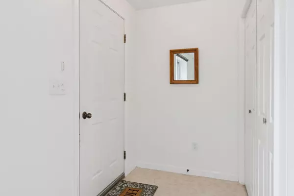 Auburn, ME 04210,36 Colonial WAY #36