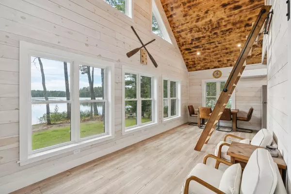 Waterboro, ME 04061,152 Hanson RD