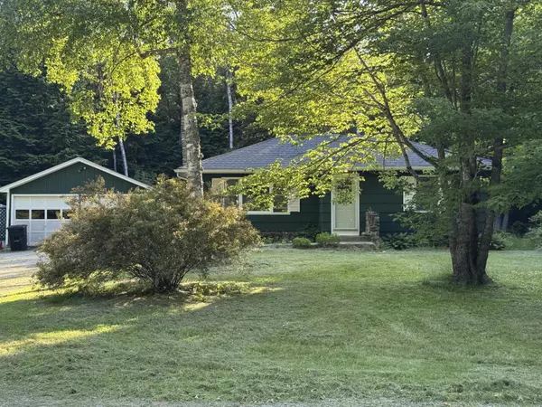 Dedham, ME 04429,383 Lily RD