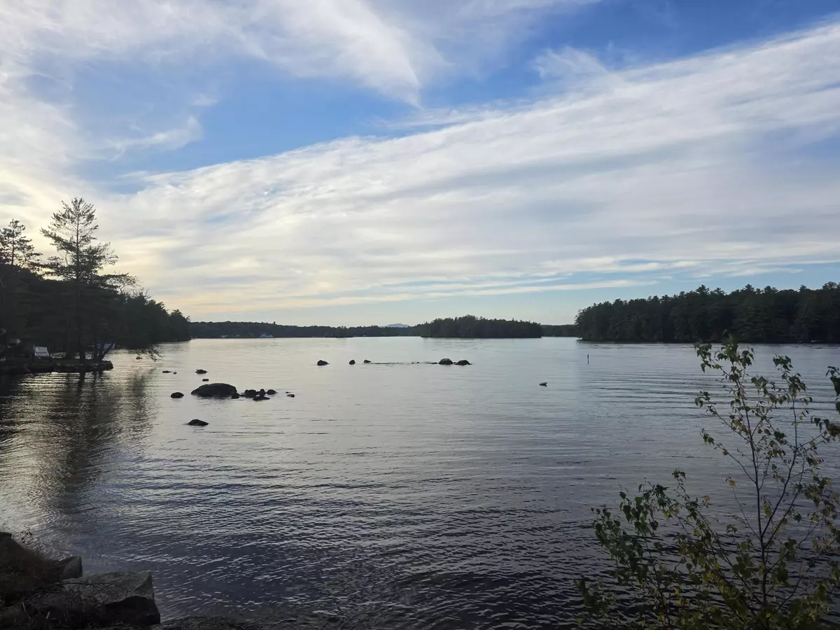 Wakefield, NH 03872,784 Lovell Lake RD