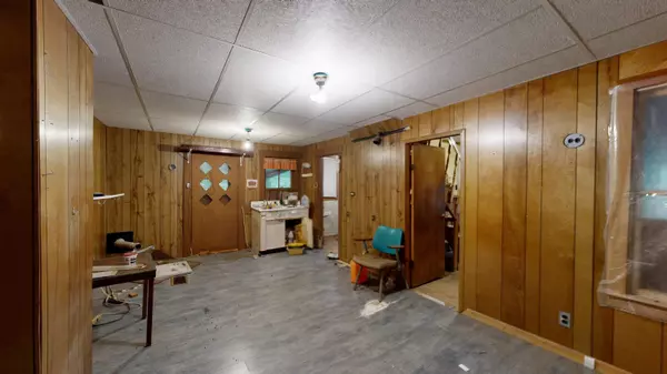 Monmouth, ME 04259,256 Blue RD