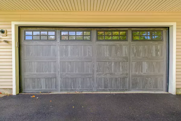 Cumberland, ME 04021,14 Maple ST