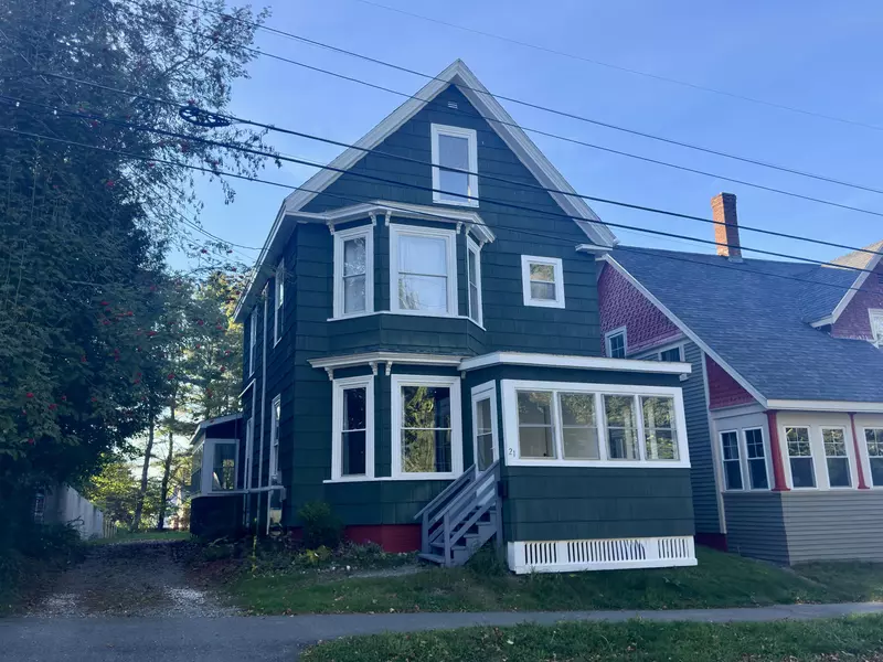 21 Cottage ST, Bangor, ME 04401