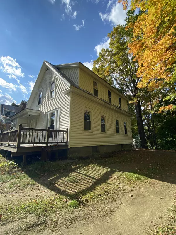 Skowhegan, ME 04976,11 Turner AVE