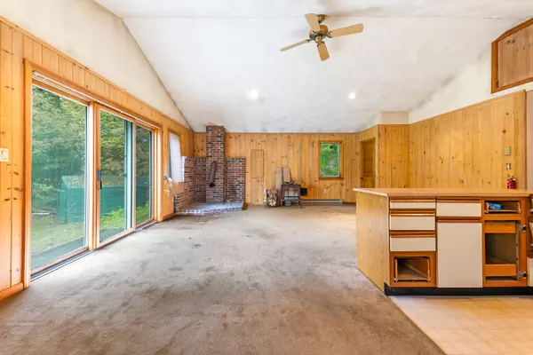 Denmark, ME 04022,401 Hio Ridge RD