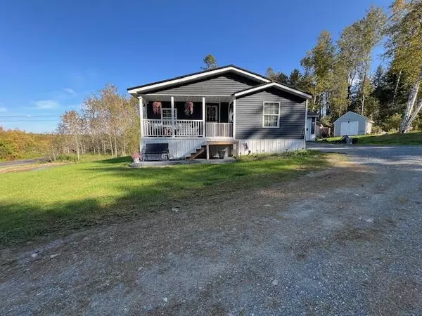 Fort Fairfield, ME 04742,287 South Caribou RD